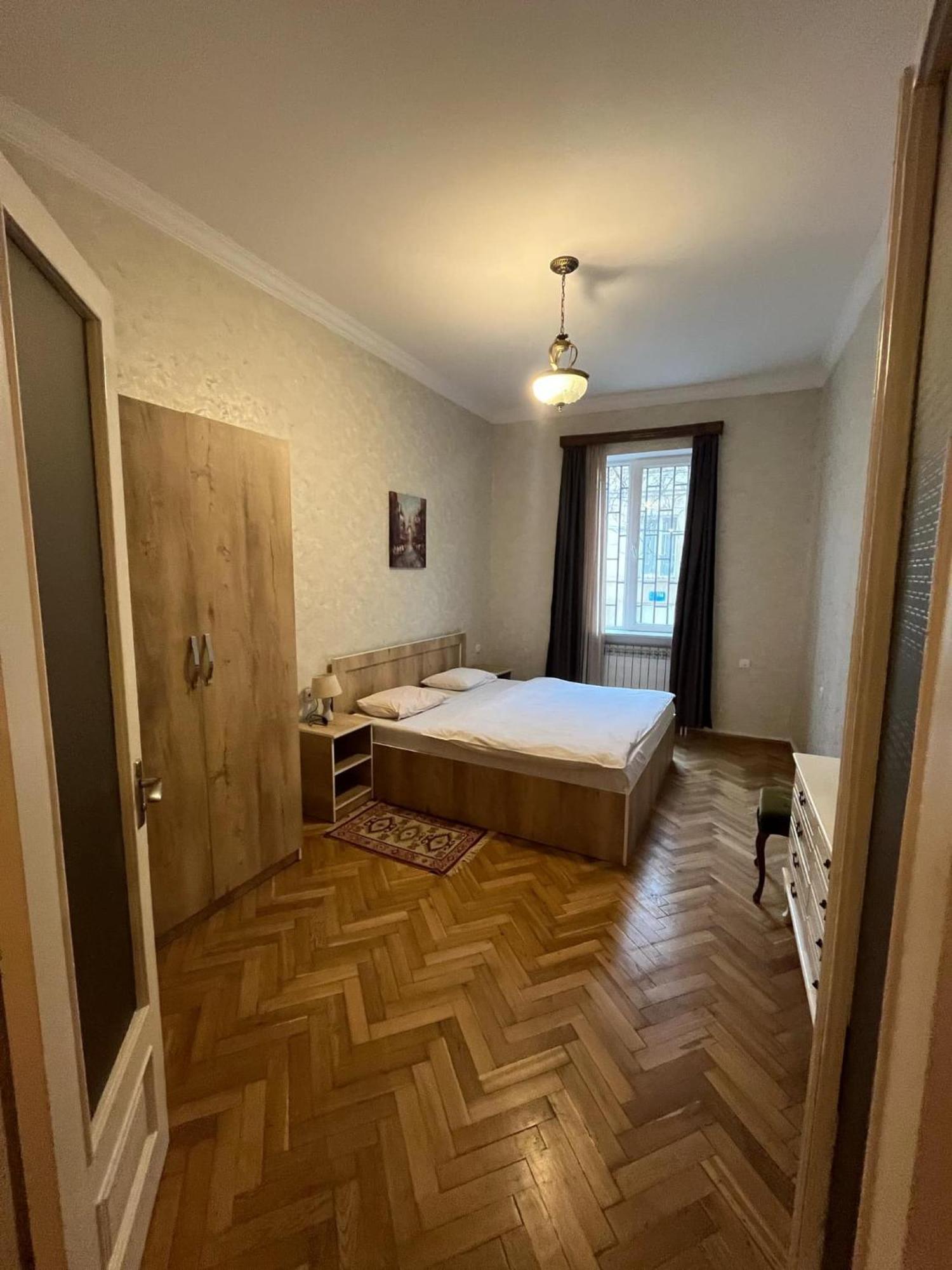 Ferienwohnung Vake Tbilisi Exterior foto